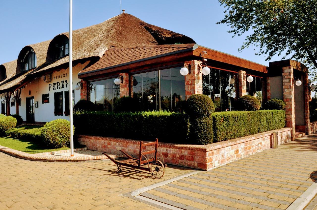 Kantar Fogado Es Etterem Bed & Breakfast Vitnyed
